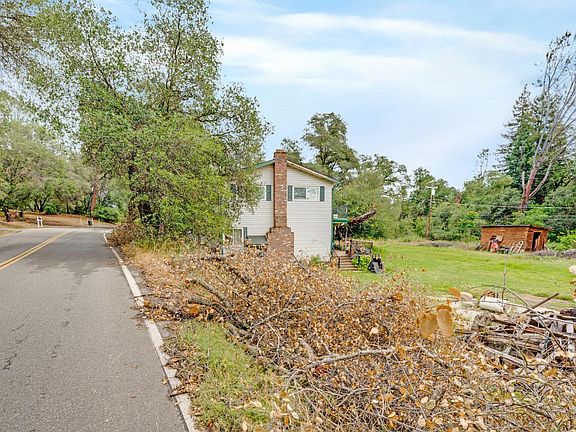 4th image of Virginiatown Road