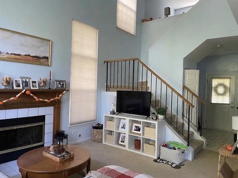 376 Maidstone Ct — Photo 14