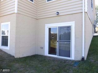 17808 Airmont Rd, Round Hill, VA 20141