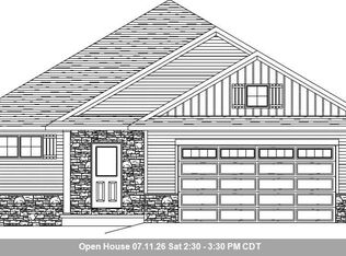 2105 E Golden Gate Dr, Appleton, WI 54913
