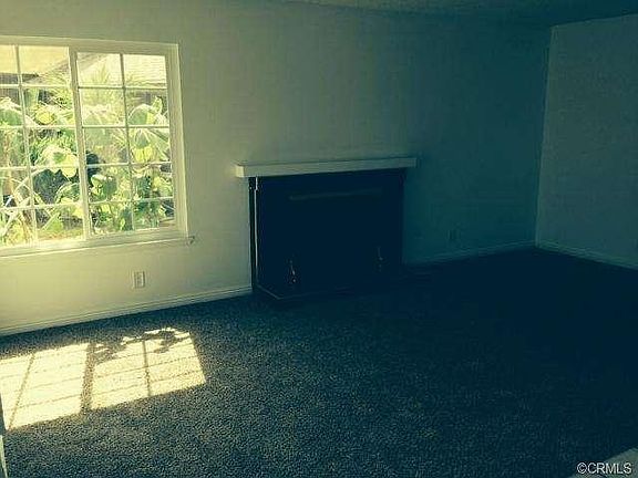 3rd image of 4025 W Crystal Ln