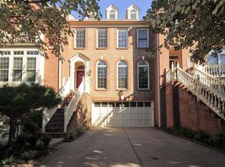 9970 Foxborough Cir, Rockville, MD 20850