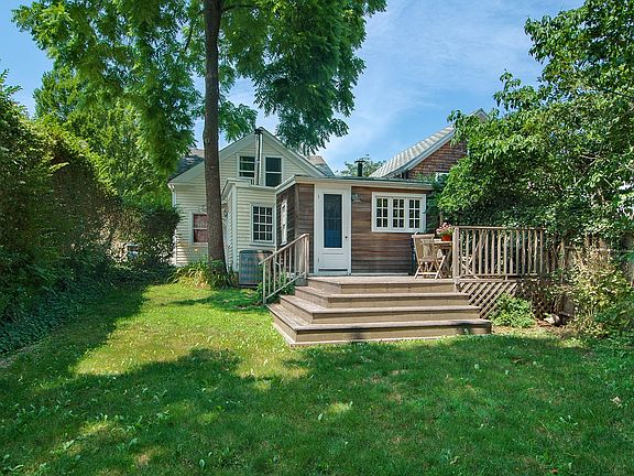 3rd image of 152 Jermain Ave