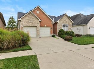 6788 Prairie View Dr, Maineville, OH 45039