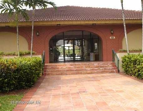 2nd image of 6980 Miami Gardens Dr APT 3-421