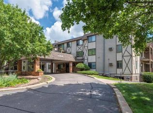 1304 W Medicine Lake Dr APT 119, Minneapolis, MN 55441