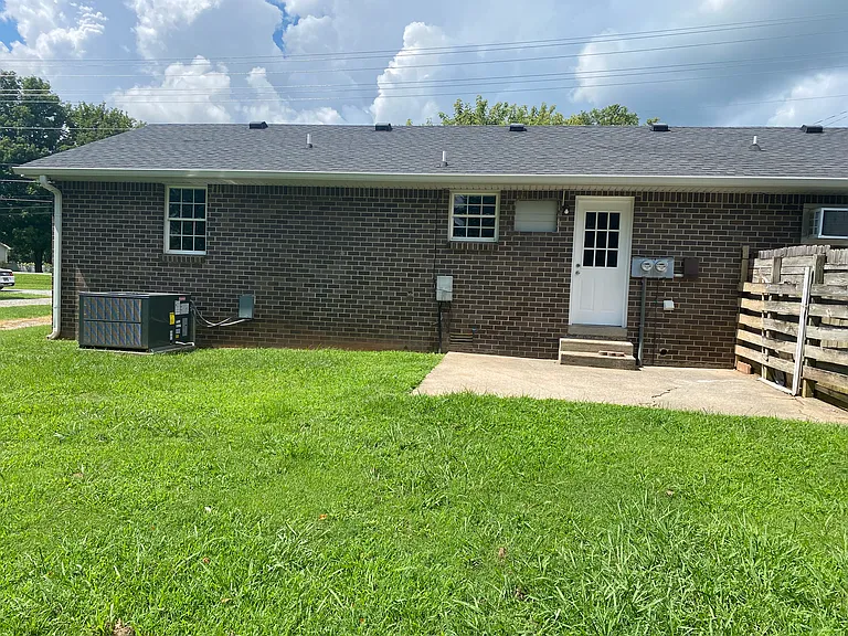 7030 Old Nashville Hwy — Photo 2