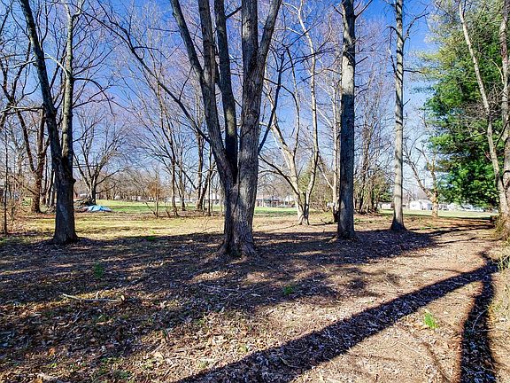 4th image of 9300 Missy Ln