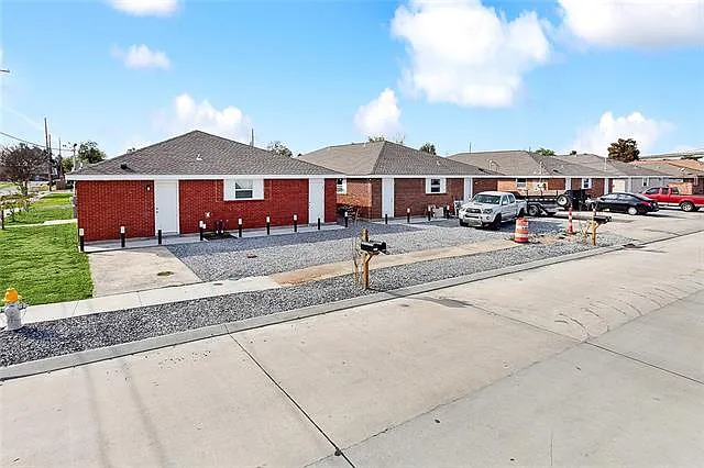 7918-20 W Laverne St — Photo 14