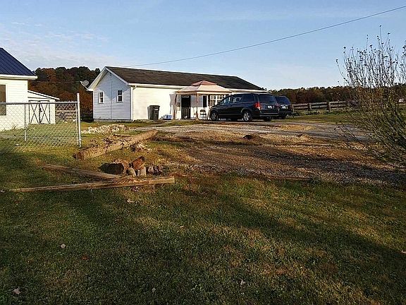 2ND HOUSE 2 BD 1 BATH