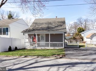 896 Alfred Dr, Pasadena, MD