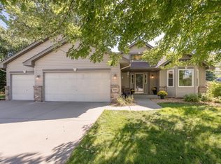 19493 Albany Cir NW, Elk River, MN 55330