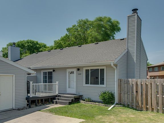 3rd image of 2140 4th Ave E