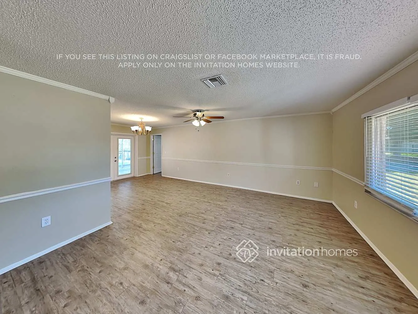 2217 Pine View Cir Sarasota, FL 34231 — Photo 3