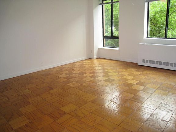 2nd image of 340 W 53rd St