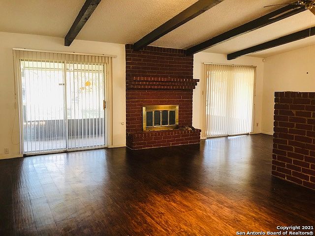 2nd image of 4714 Esterbrook