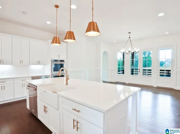 1143 Club Ridge Dr E, Birmingham, AL 35242