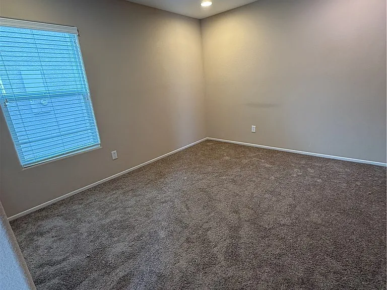 5614 Markley Ave — Photo 3