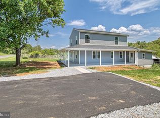 5832 Us Highway 340n, Rileyville, VA 22650