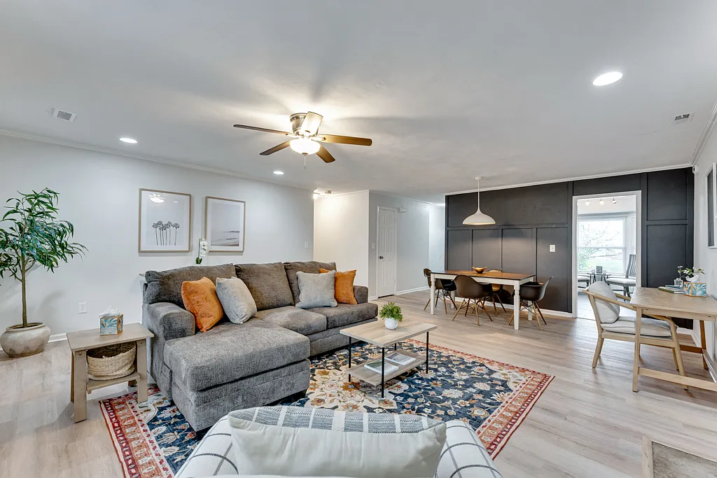 4 bed, 1650 sqft, $5,850 — Photo 3
