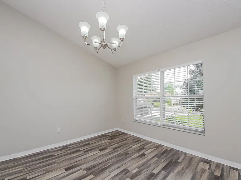 46 Dorset Dr — Photo 5
