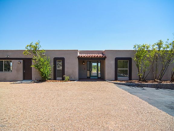 2nd image of 4205 E Skyline Dr