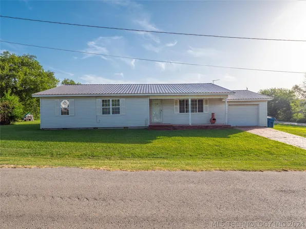 318 W 6th St, Kiowa, OK 74553