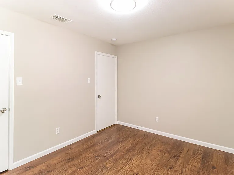 704 Mimosa Trl — Photo 13