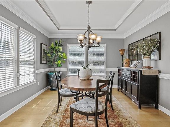 5th image of 109 Pine Hollow Dr