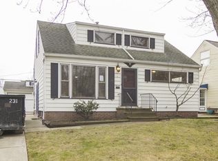 13620 Oak Park Blvd, Garfield Heights, OH