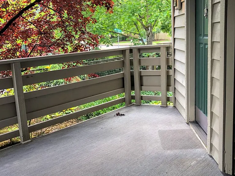 1256 Bellevue Way NE #2 — Photo 17