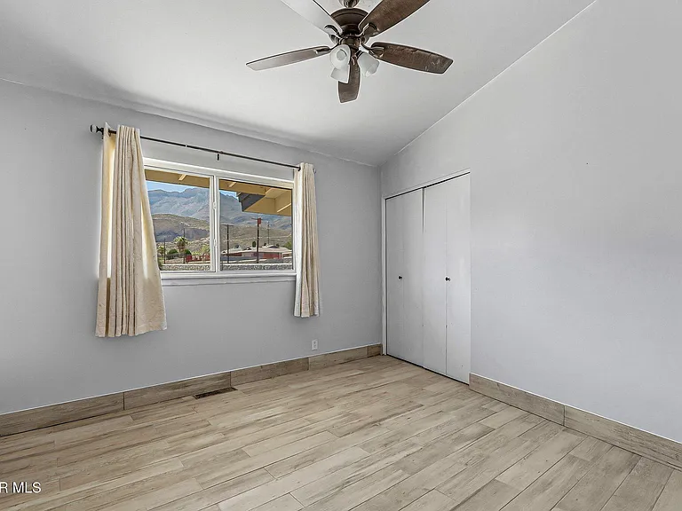 2801 Polk Ave — Photo 22
