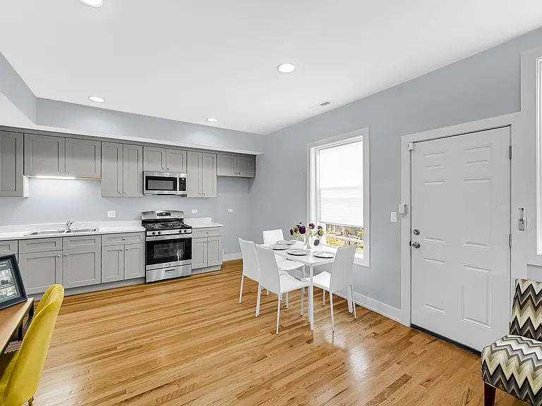 6022 S Eberhart Ave #2N — Photo 25