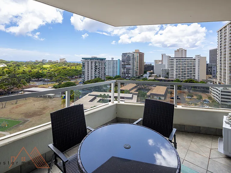 2600 Pualani Way #1404 — Photo 12