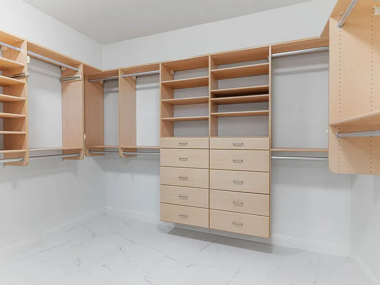 2417 Brenham Dr — Photo 20
