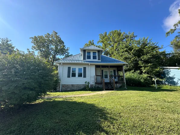 807 E 4th St, Salem, MO 65560