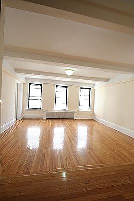2nd image of 310 E 55th St APT 7B