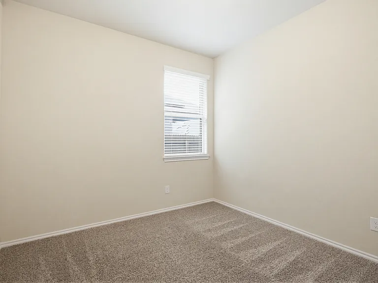 12427 Lincoln Crk — Photo 25