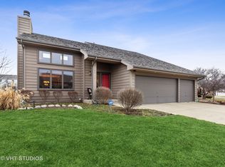 34114 N Homestead Rd, Gurnee, IL 60031