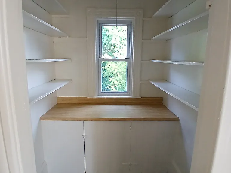 288-292 East St #4 — Photo 7