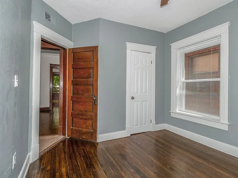 2710 Holmes St #2S — Photo 12