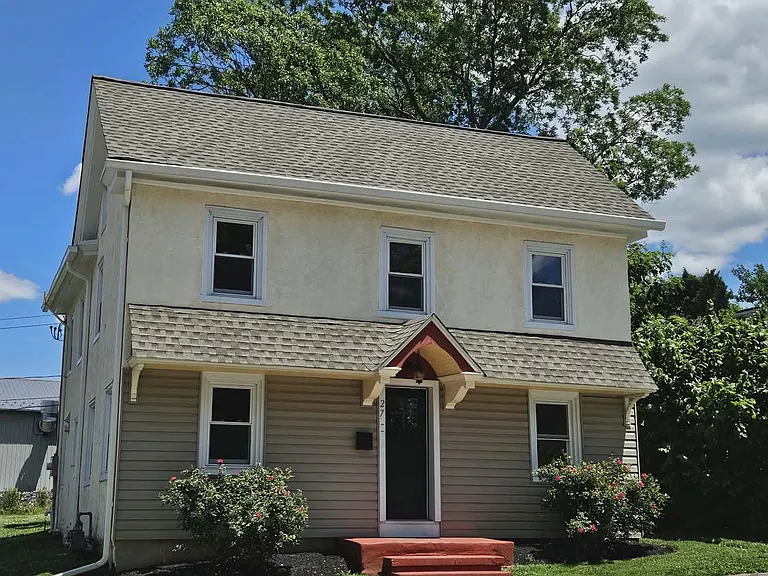27 N Front St — Photo 2