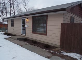 1314 86th St E, Bloomington, MN 55425