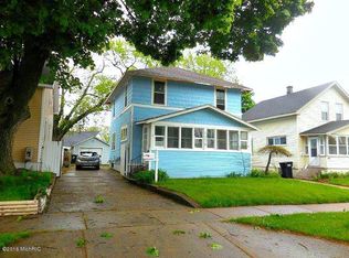 1276 Lee St SW, Wyoming, MI 49509