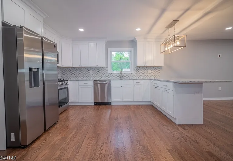 205 Gordon Ave — Photo 4