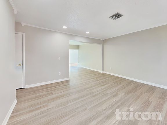 4th image of 6387 Otis Rd