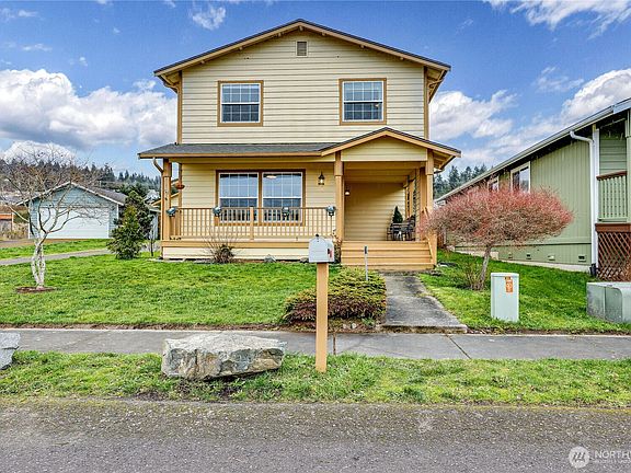 2nd image of 110 Alpine Loop