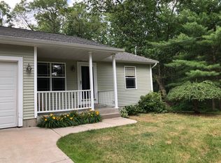 2166 E River Rd, Muskegon, MI 49445