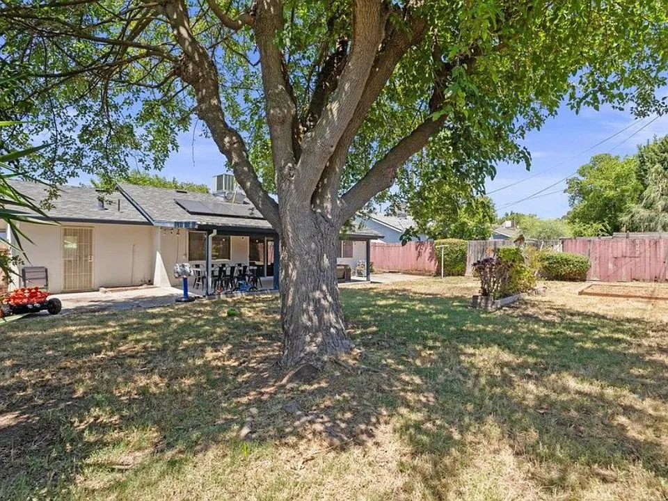 4204 Gothberg Ave