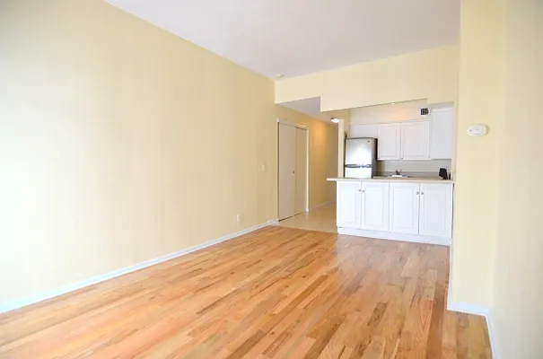 Rented by MNS | media 12